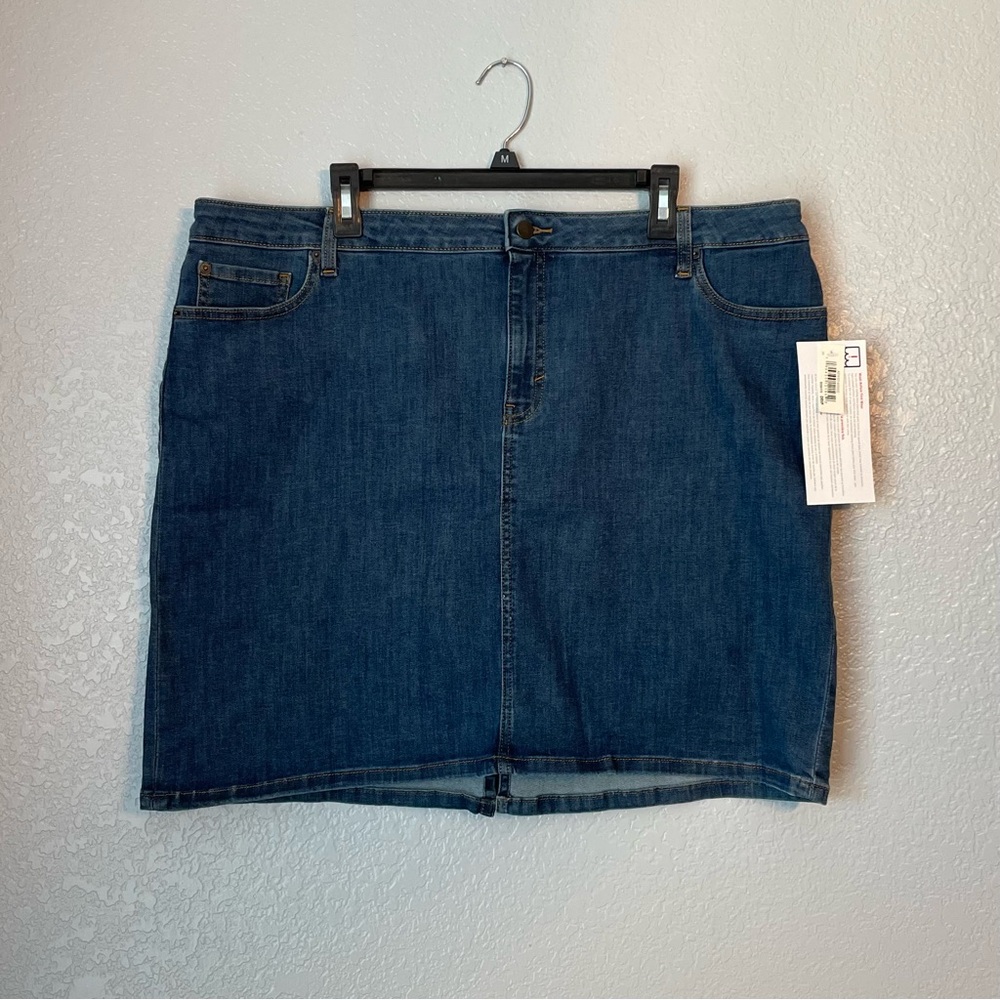 NWT Denim Stretch Skirt, Plus Size 20